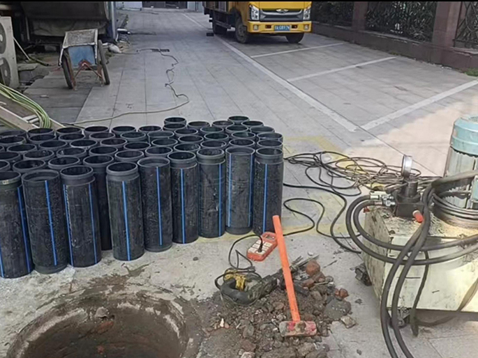 古县PE置换管厂家 DN315置换管 非开挖管短管置换